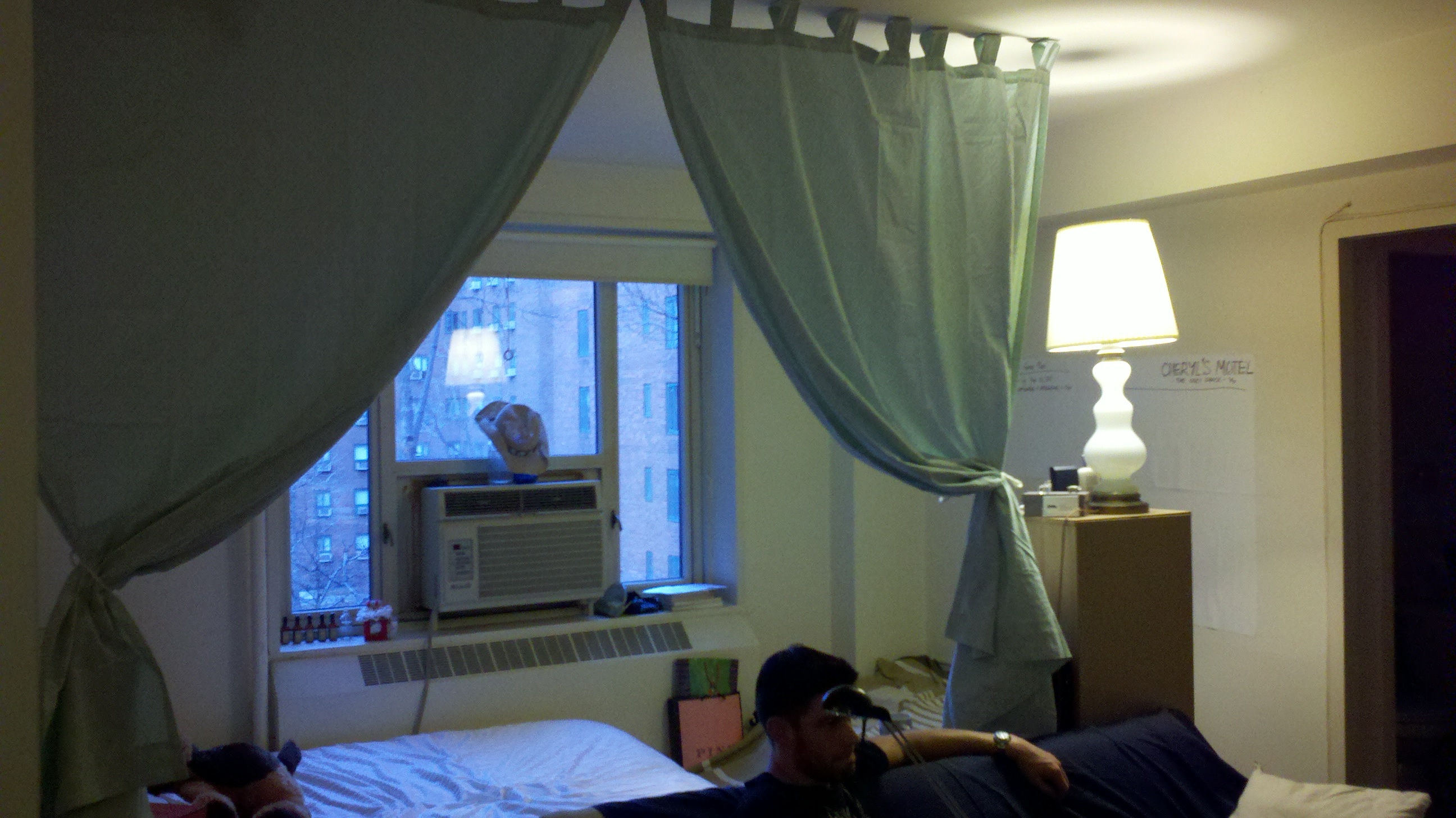 From 1 Bedroom In Gramery To Living Room Futon In Alphabet City
